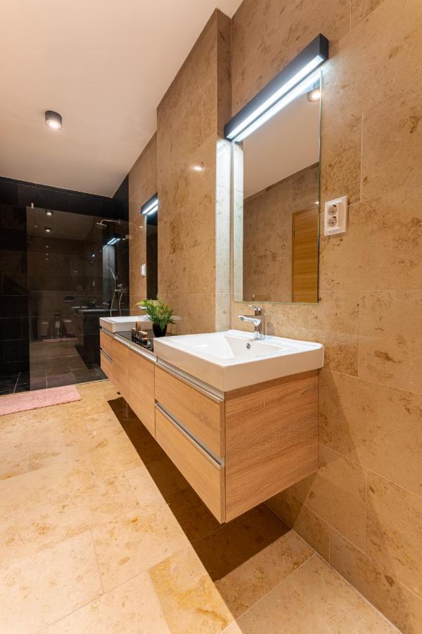 Rose Lux Residence Budapest Bagian luar foto