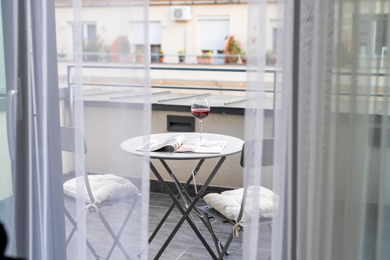 Rose Lux Residence Budapest Bagian luar foto